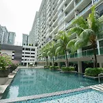 Mount Austin #Palazio B1 Pool View 1-2Pax #Mspro